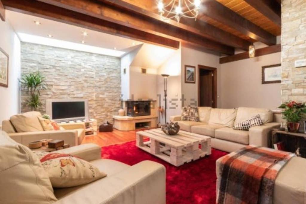 Aliga Etxea. & Mountain Village * Getxo