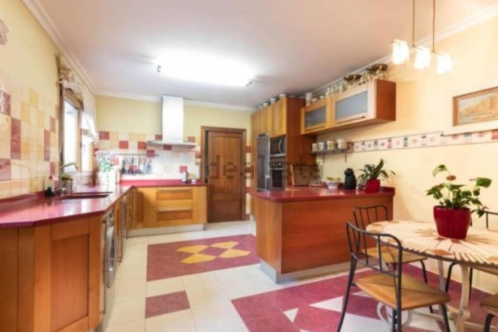 Aliga Etxea. & Mountain Village Villa
