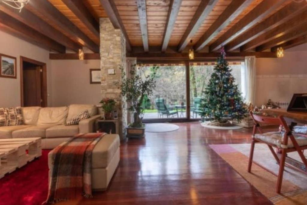 Aliga Etxea. & Mountain Village Getxo