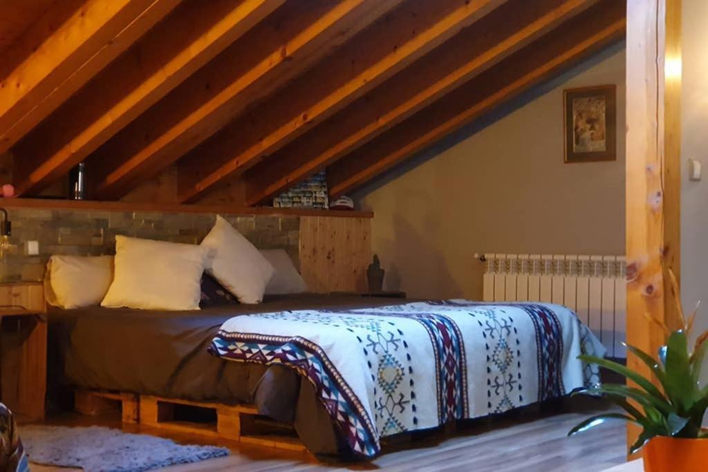 Aliga Etxea. & Mountain Village Villa